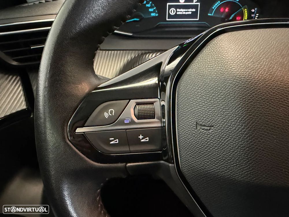 Peugeot e-2008 50 kWh Active Pack - 27
