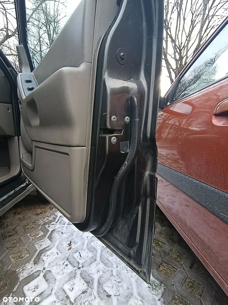 Jeep Grand Cherokee - 18