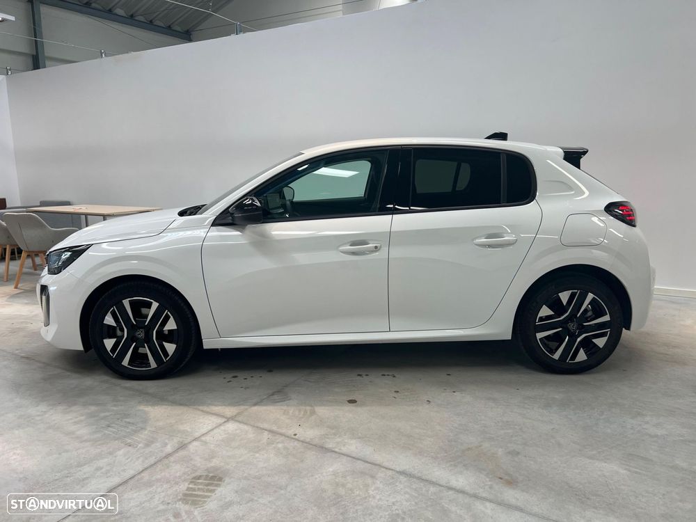 Peugeot 208 1.2 Hybrid Allure e-DCS6 - 11