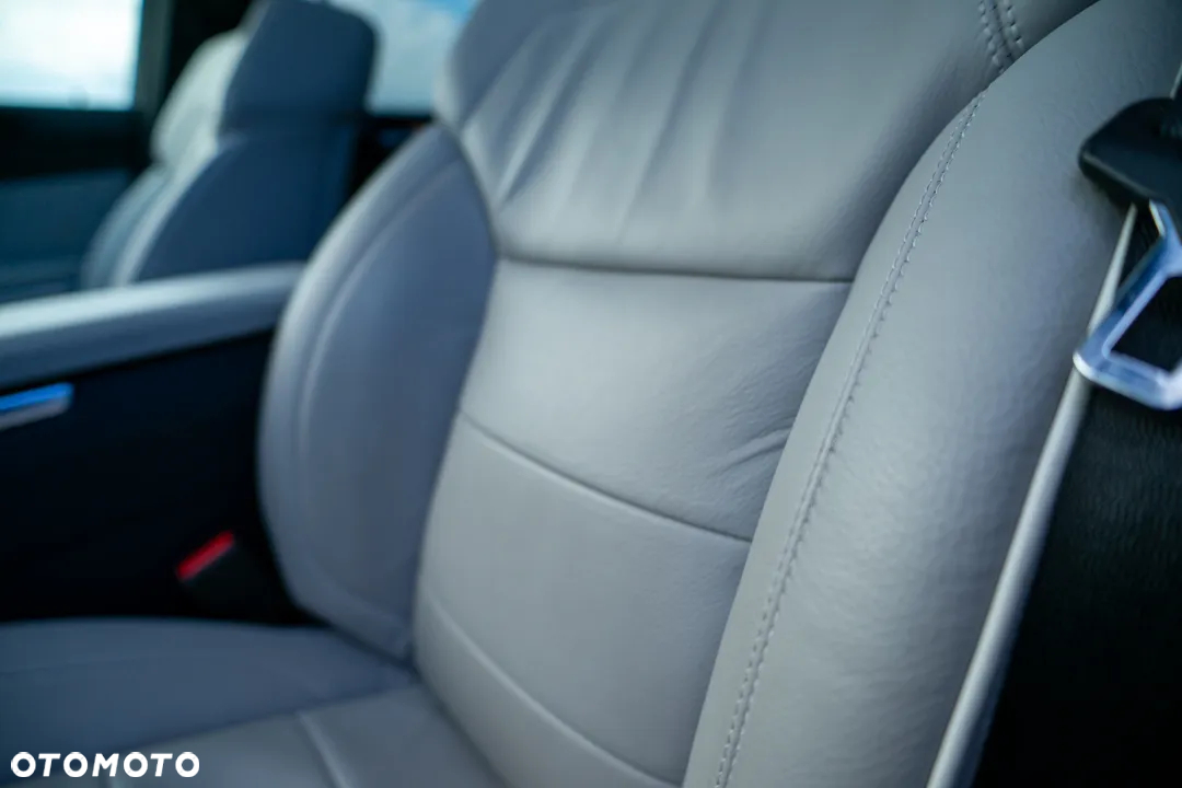 Mercedes-Benz GL 350 BlueTec 4-Matic - 16