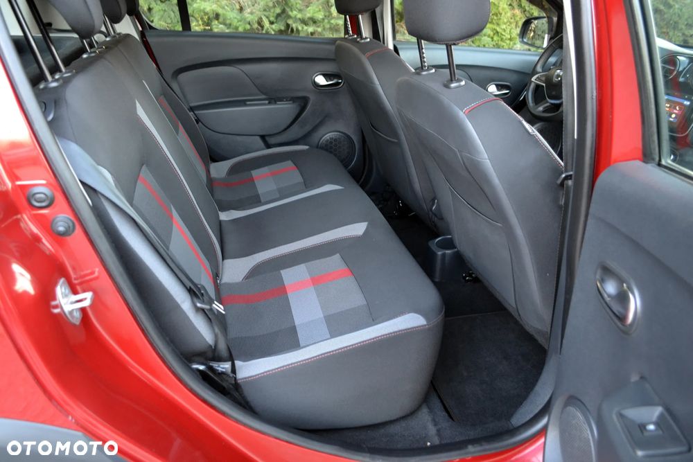 Dacia Sandero Stepway Blue dCi 95 Prestige - 25