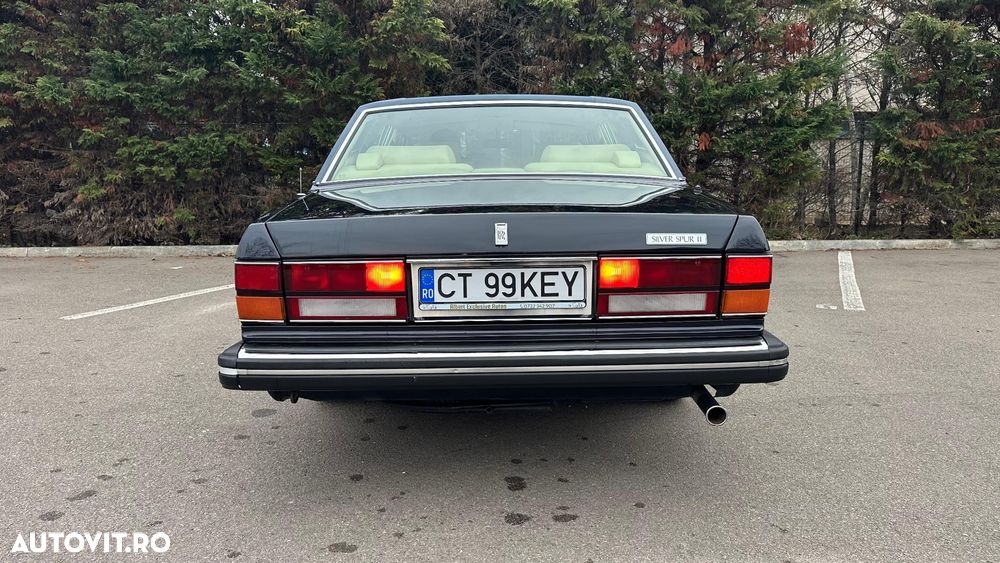 Rolls-Royce Silver Spur - 4