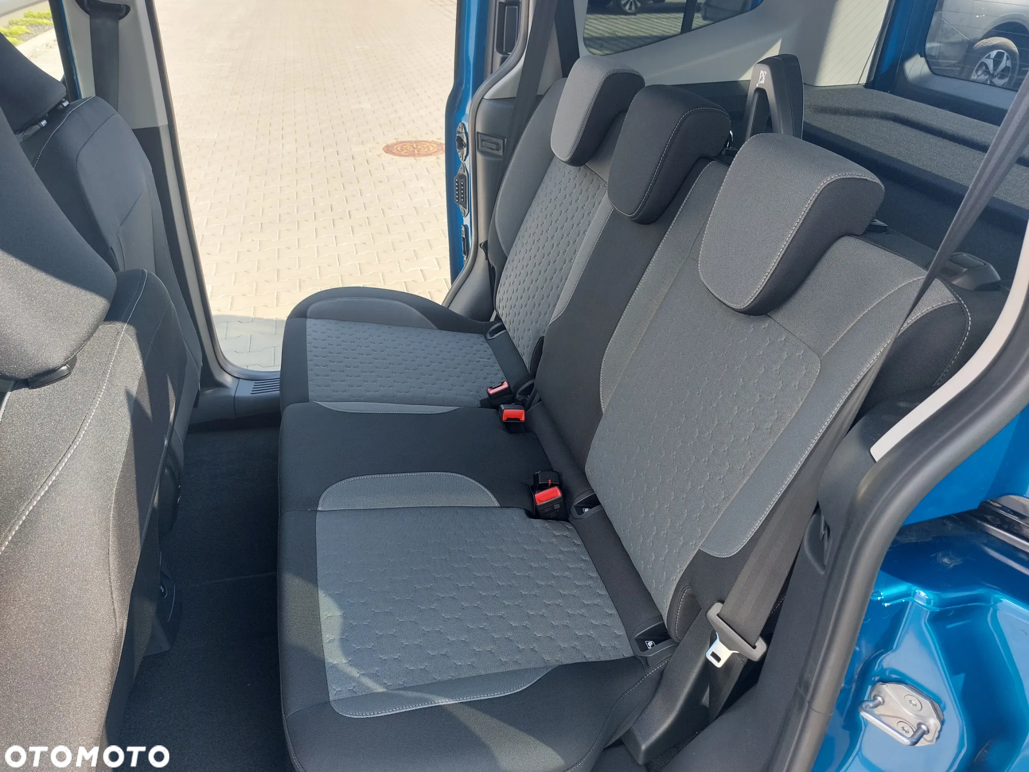 Ford Tourneo Courier 43kWh Titanium - 13