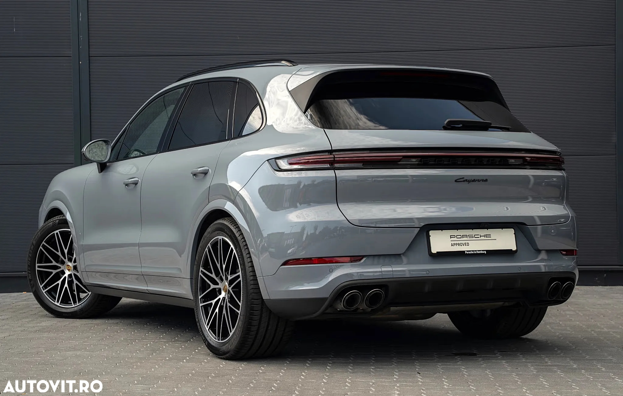 Porsche Cayenne Standard - 3