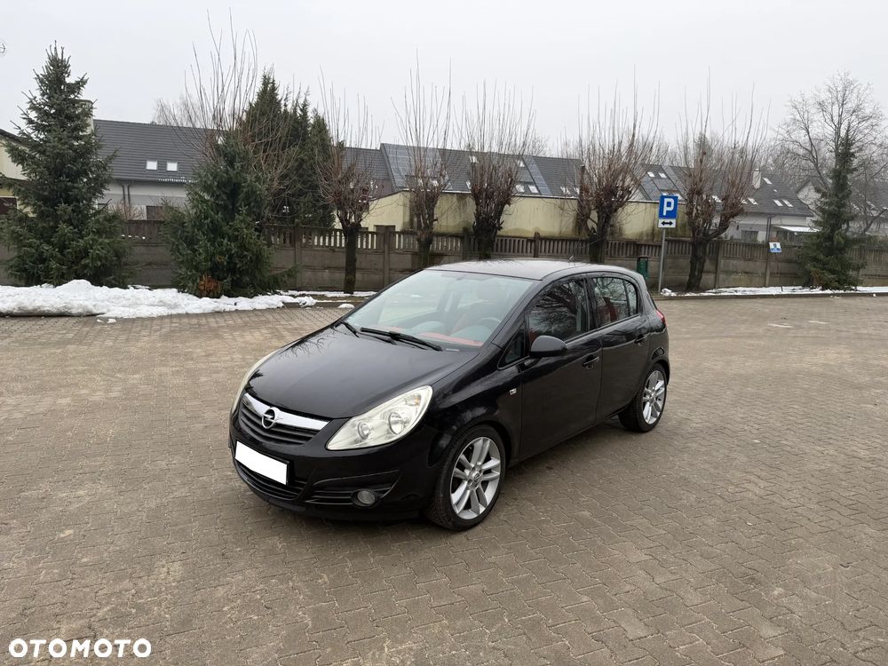 Opel Corsa 1.4 16V Innovation - 1