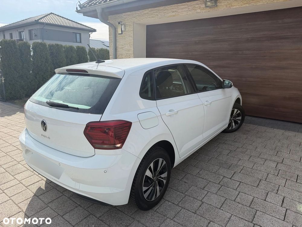 Volkswagen Polo - 8