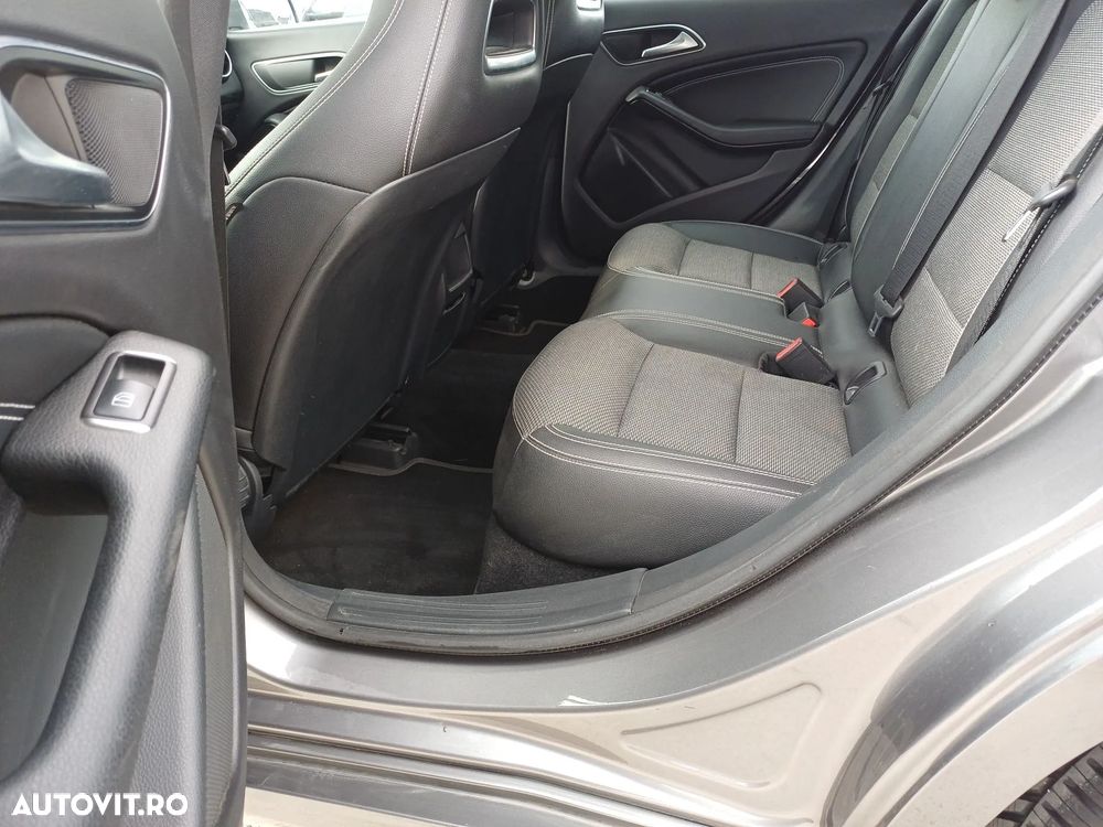 Mercedes-Benz CLA 200 - 20