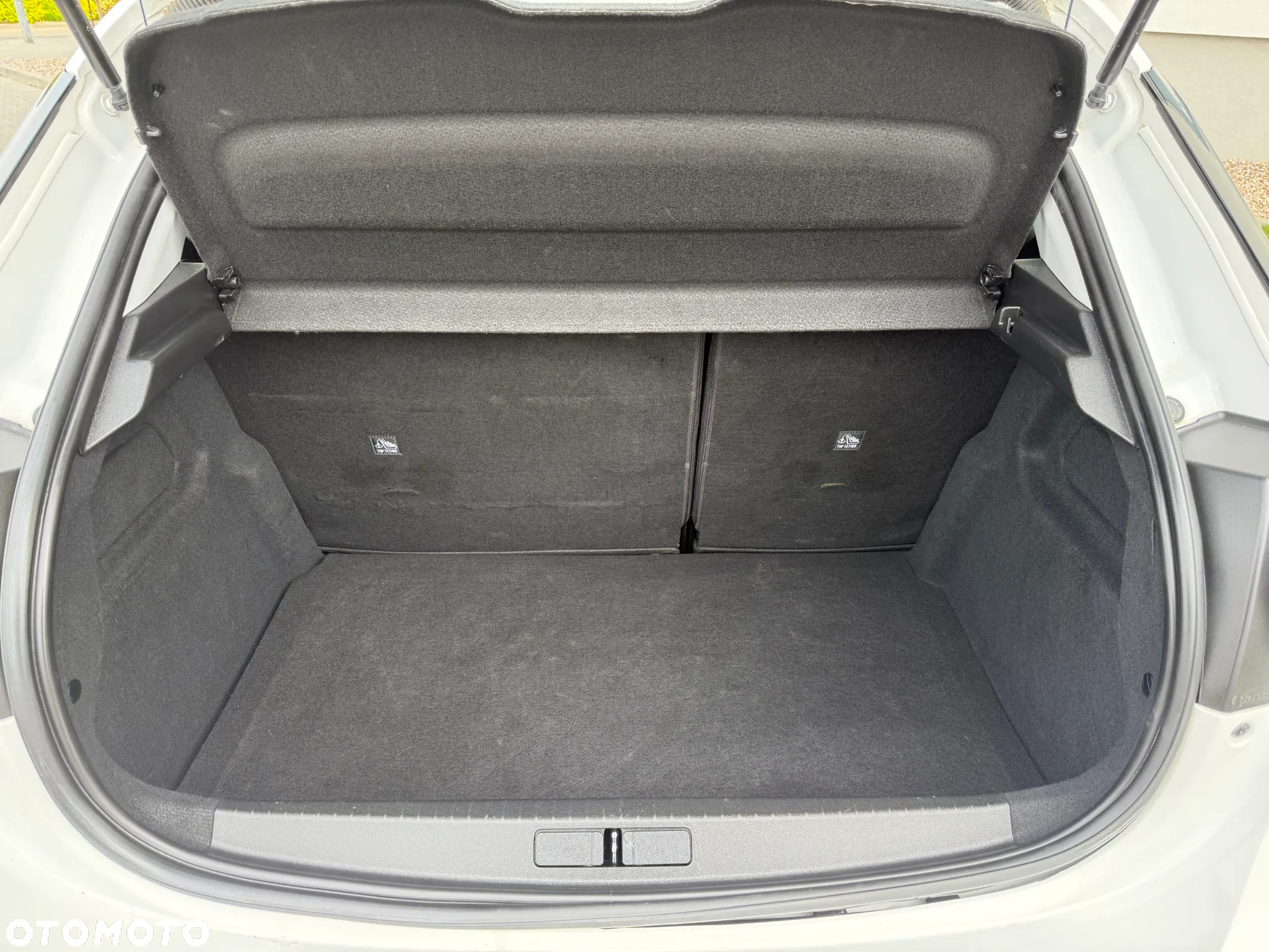 Opel Corsa 1.5 D Edition S&S - 13