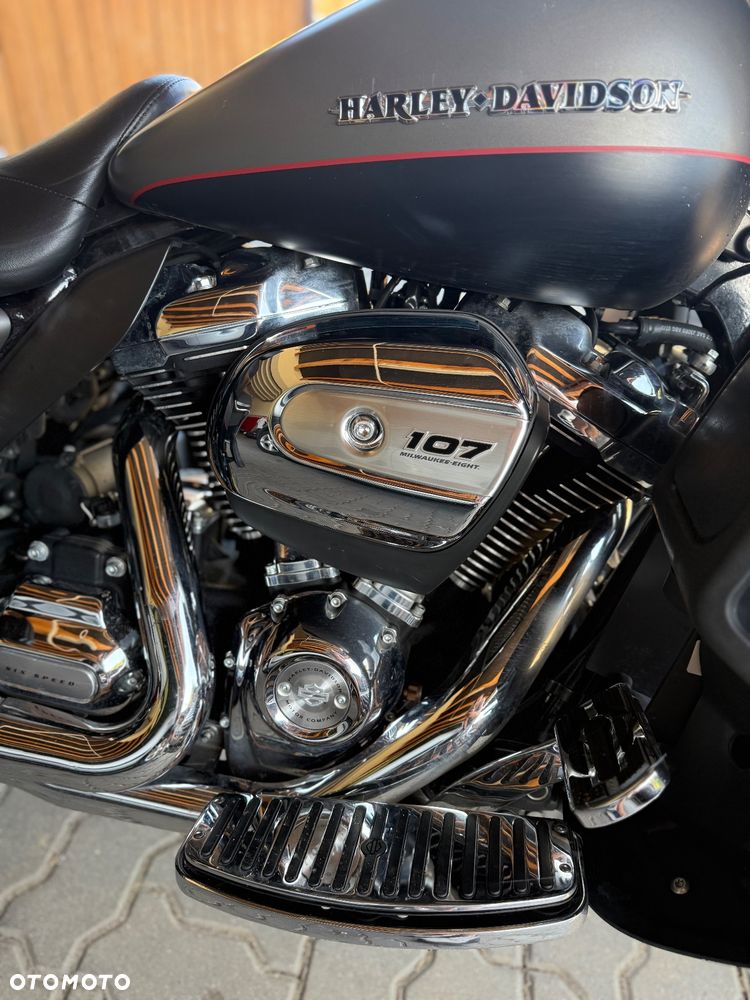 Harley-Davidson Electra - 16