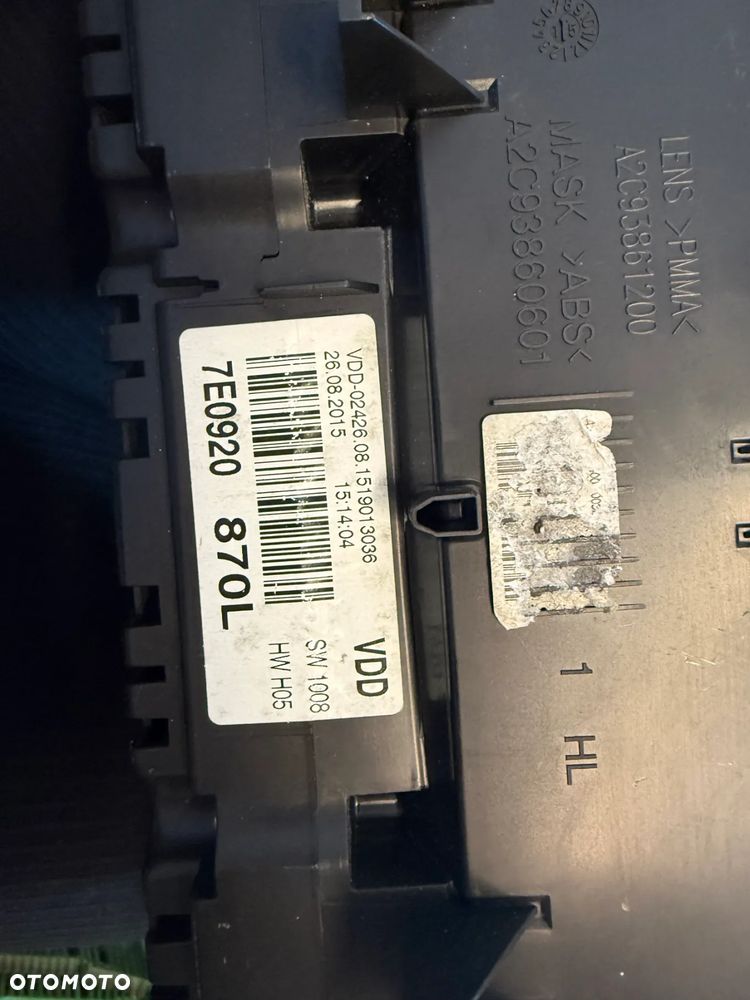LICZNIK ZEGARY VOLKSWAGEN VW T6 7E0920860LX 7E0920870L - 8