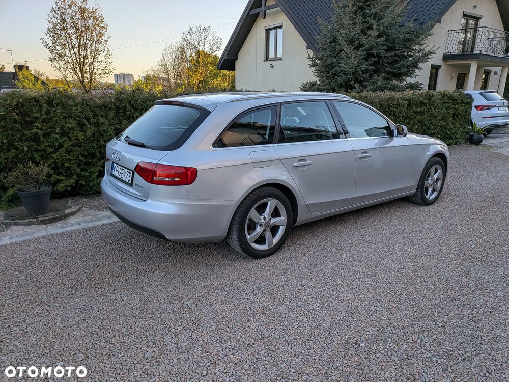Audi A4 Avant 2.0 TDI DPF Attraction - 11
