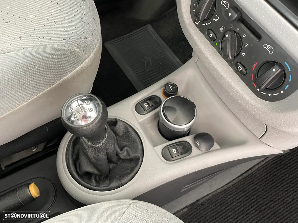 Citroën C3 1.1 SX + - 20