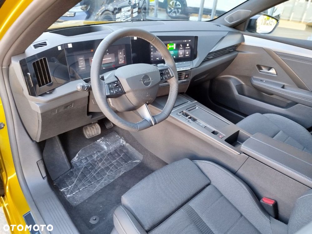 Opel Astra - 11