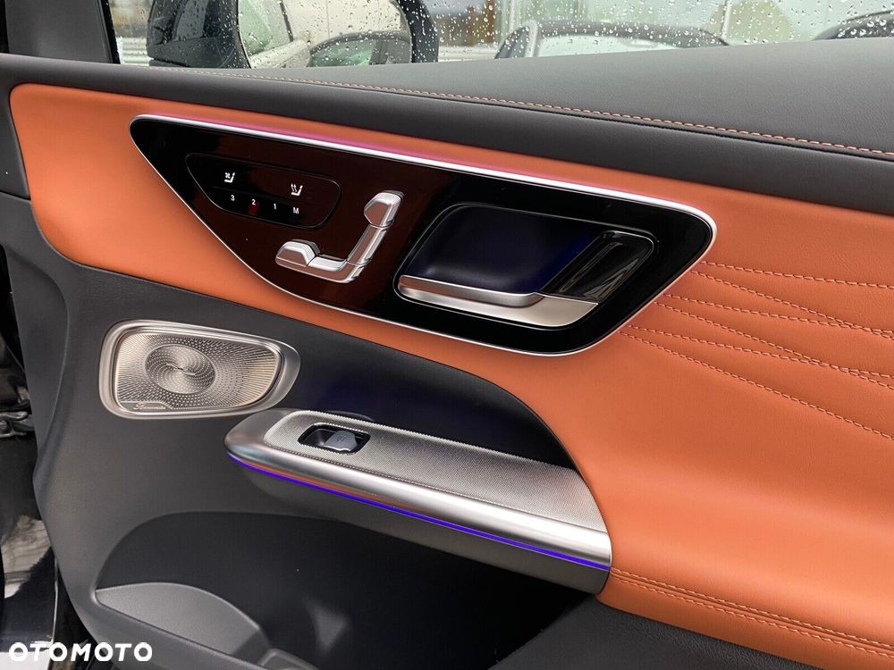 Mercedes-Benz GLC - 18