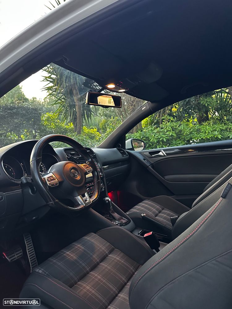 VW Golf 2.0 GTI DSG - 13