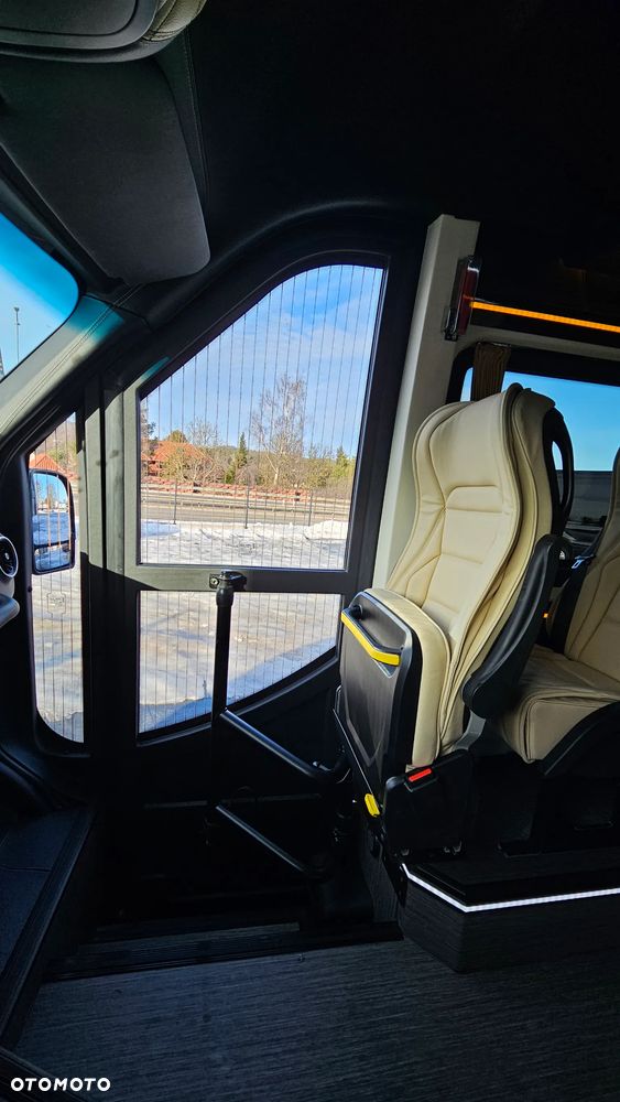 Mercedes-Benz Sprinter 519 - 3