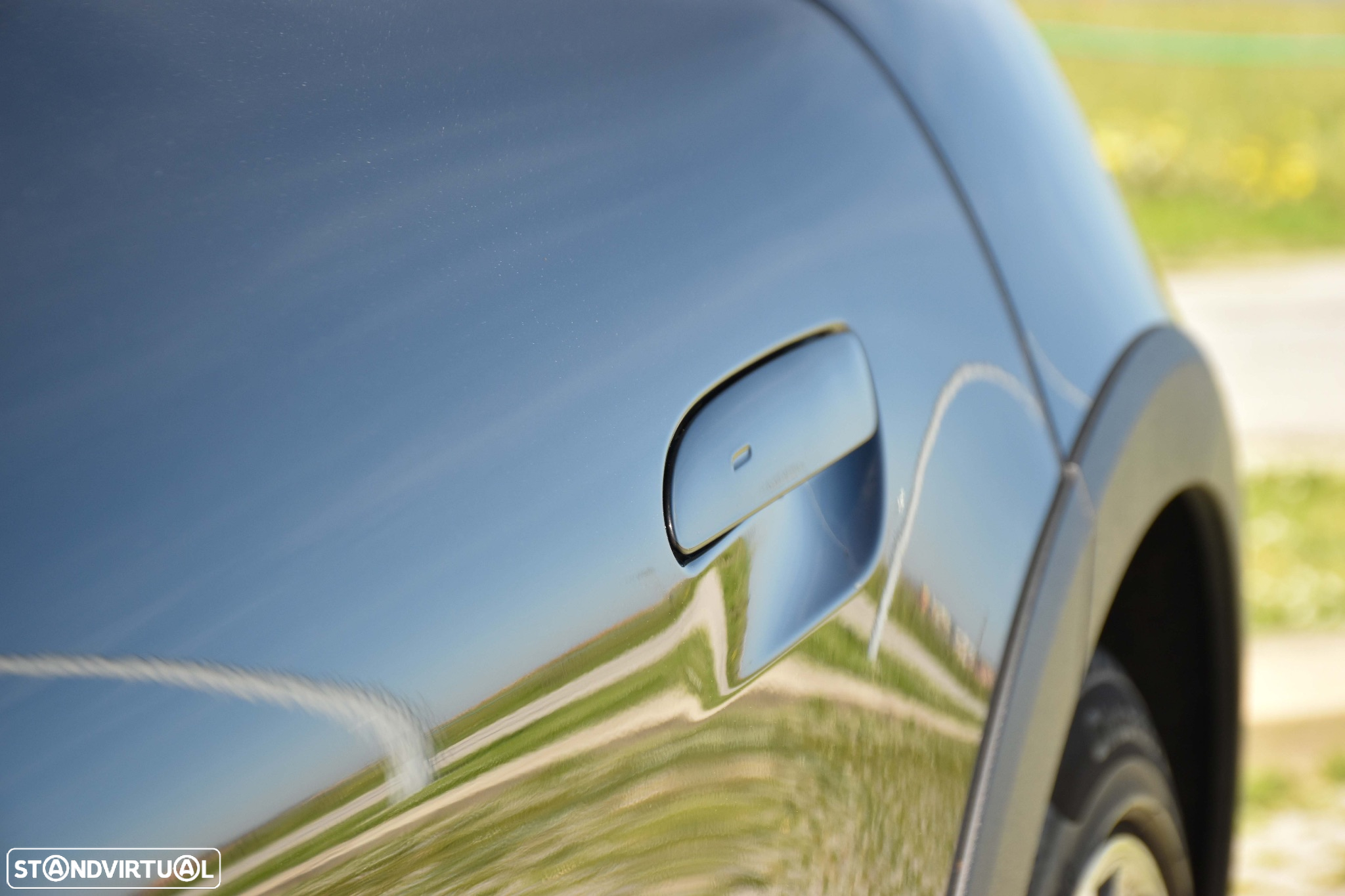 Porsche Taycan Cross Turismo 4S - 10