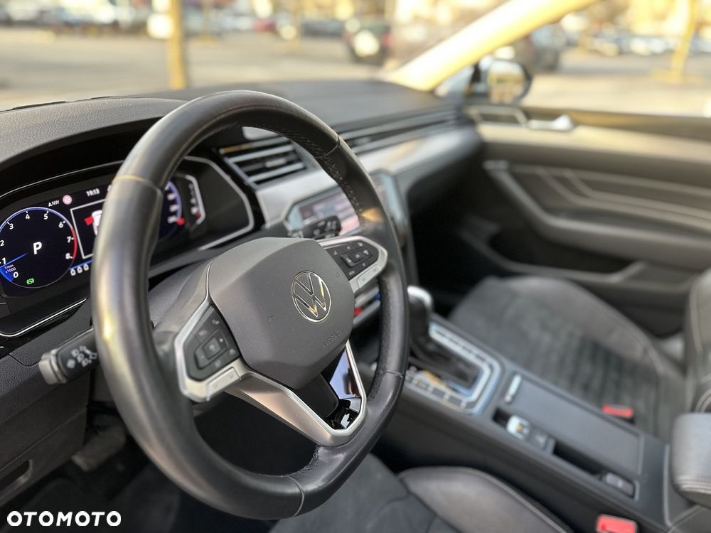 Volkswagen Passat 2.0 TSI Elegance DSG - 11