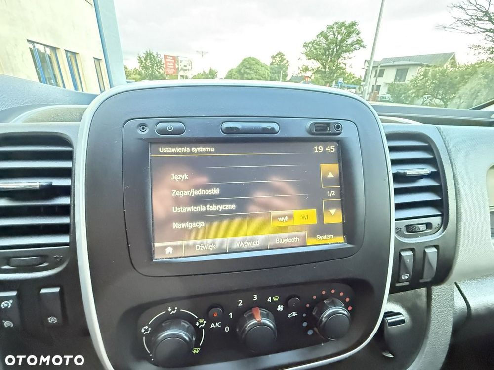 Renault Trafic - 21