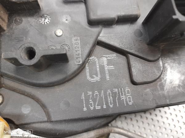 Fecho Porta Frente Esq Opel Astra H (A04) - 4