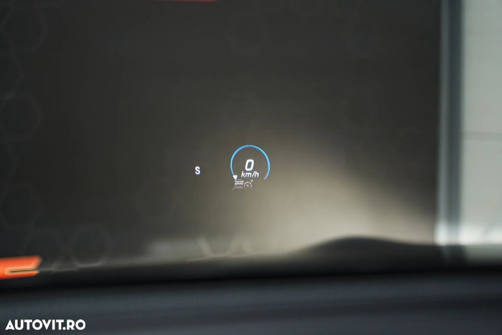 Mercedes-Benz E 300 9G-TRONIC AMG Line - 38