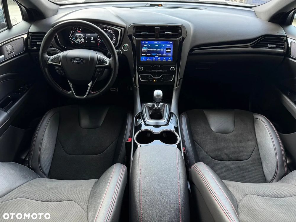Ford Mondeo - 26