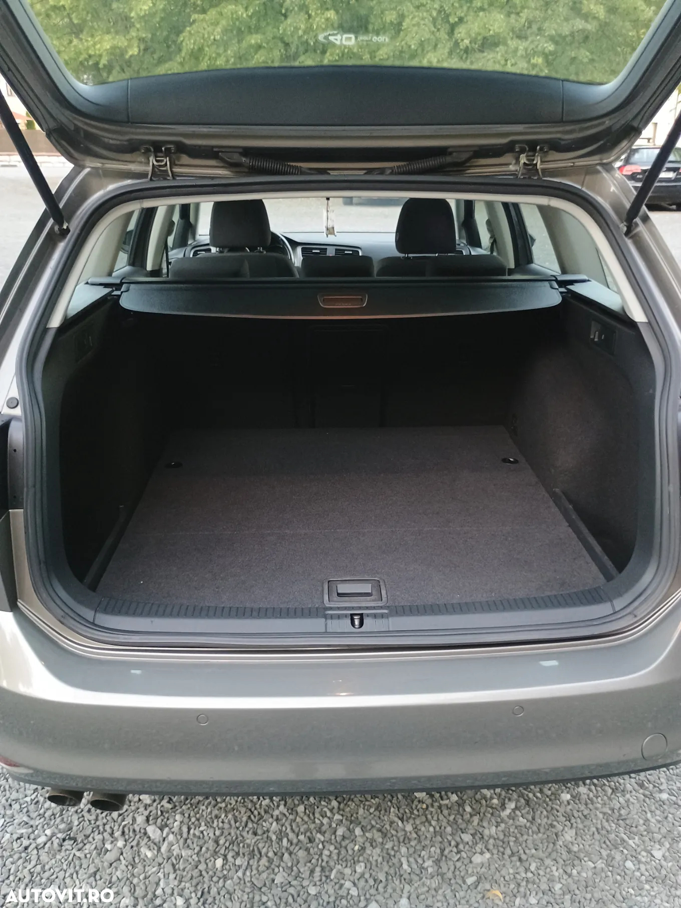 Volkswagen Golf 2.0 BlueTDI 4Motion Highline - 17