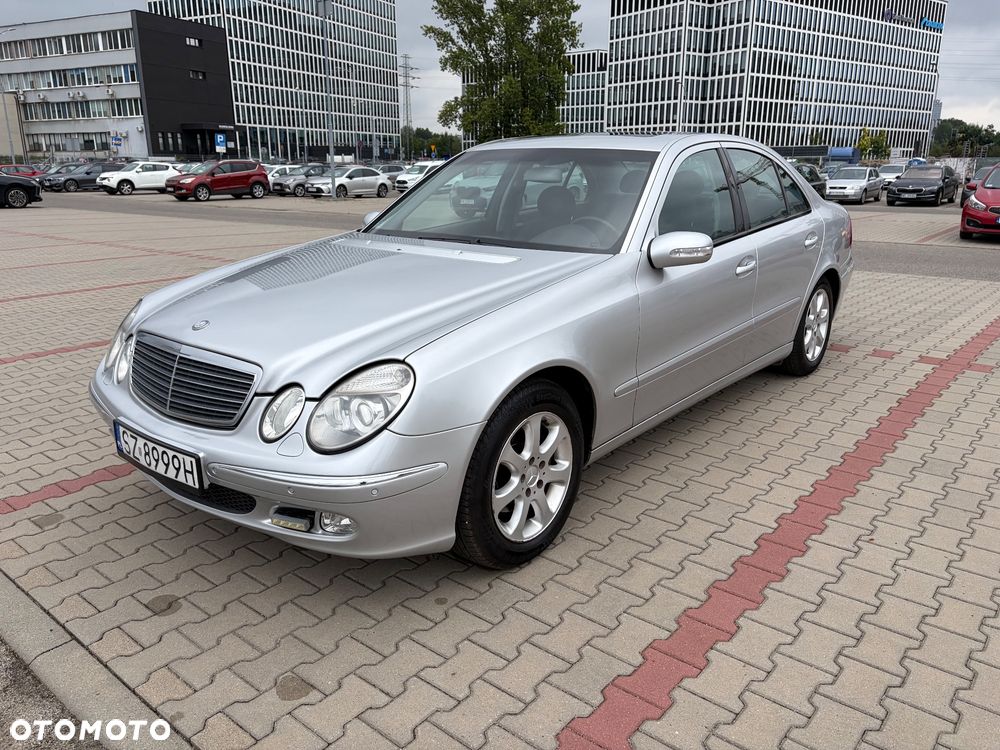 Mercedes-Benz Klasa E 200 CDI Classic - 1