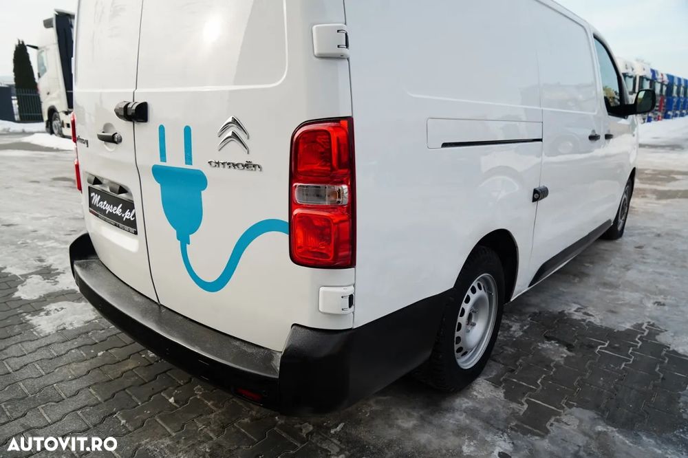 Citroën E-JUMPY XL / TABLĂ / Furgonetă / AUTOMATĂ / ELECTRICĂ / IMPORTATĂ / 2022 - 14