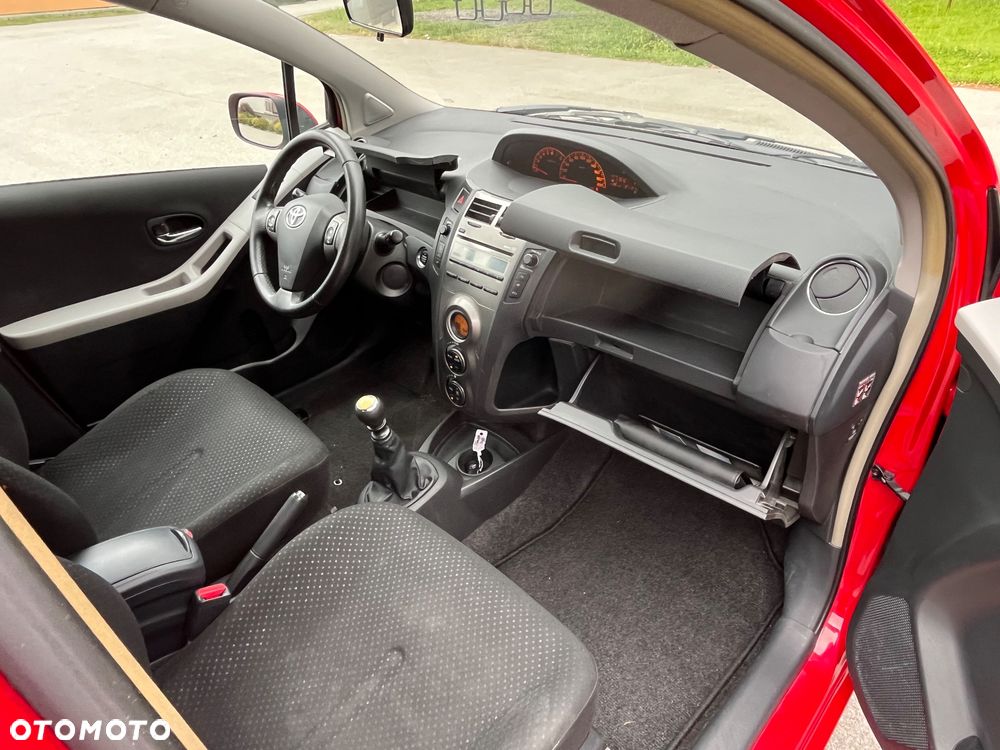 Toyota Yaris - 9