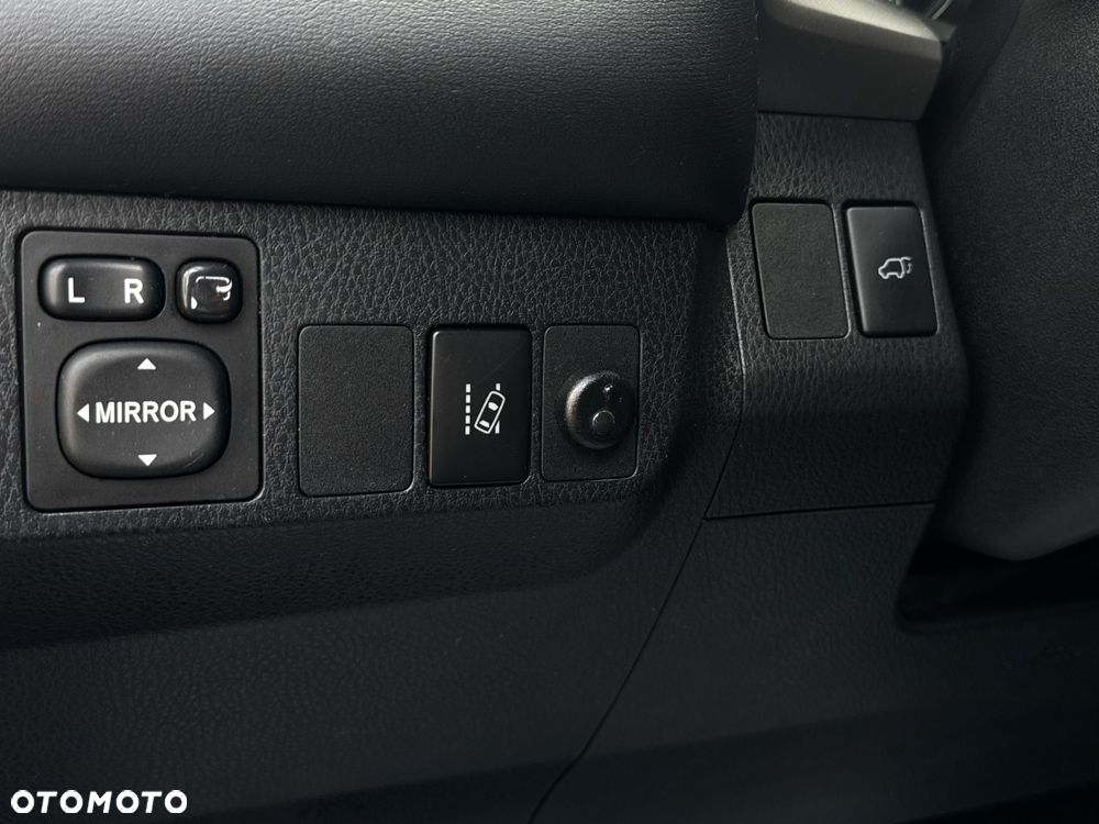 Toyota RAV4 Hybrid Premium 4x2 - 30