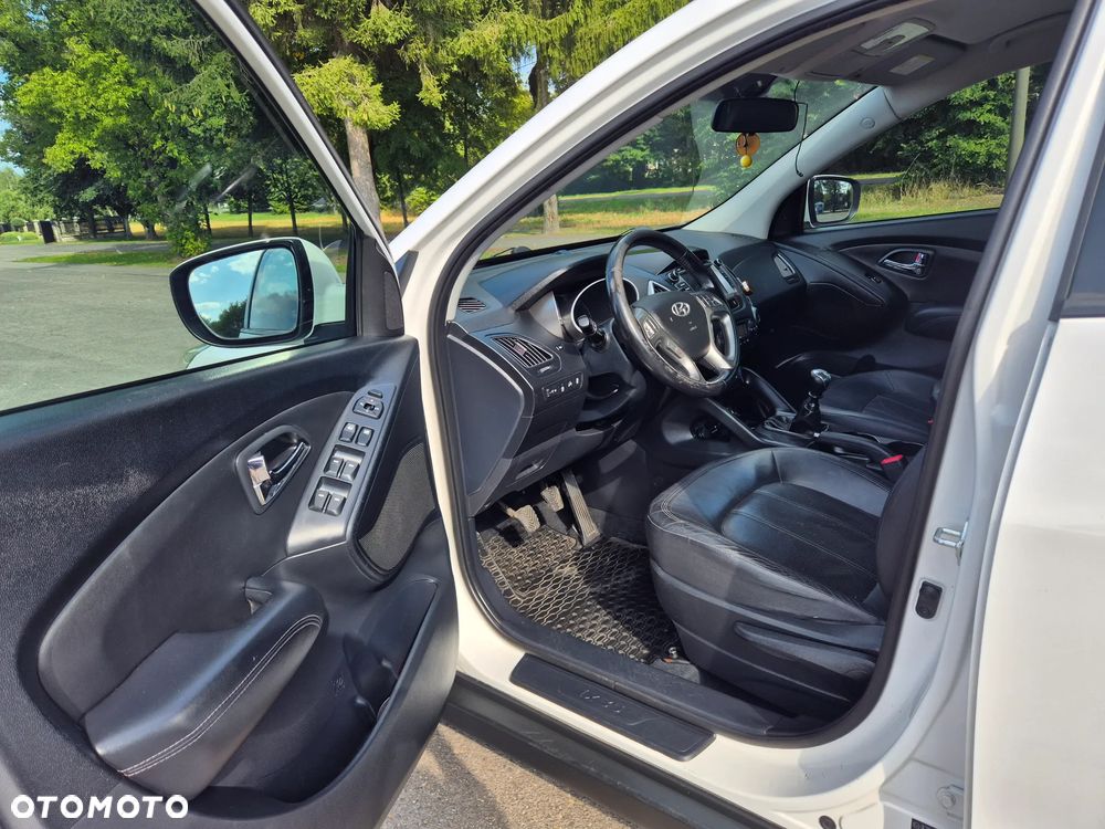 Hyundai ix35 1.7 CRDi 2WD blue Style - 17
