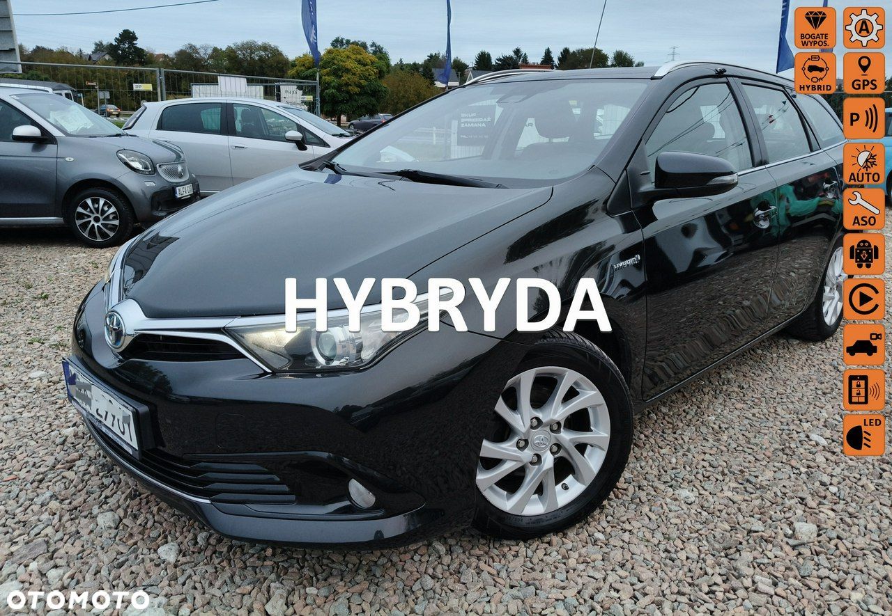 Toyota Auris - 1