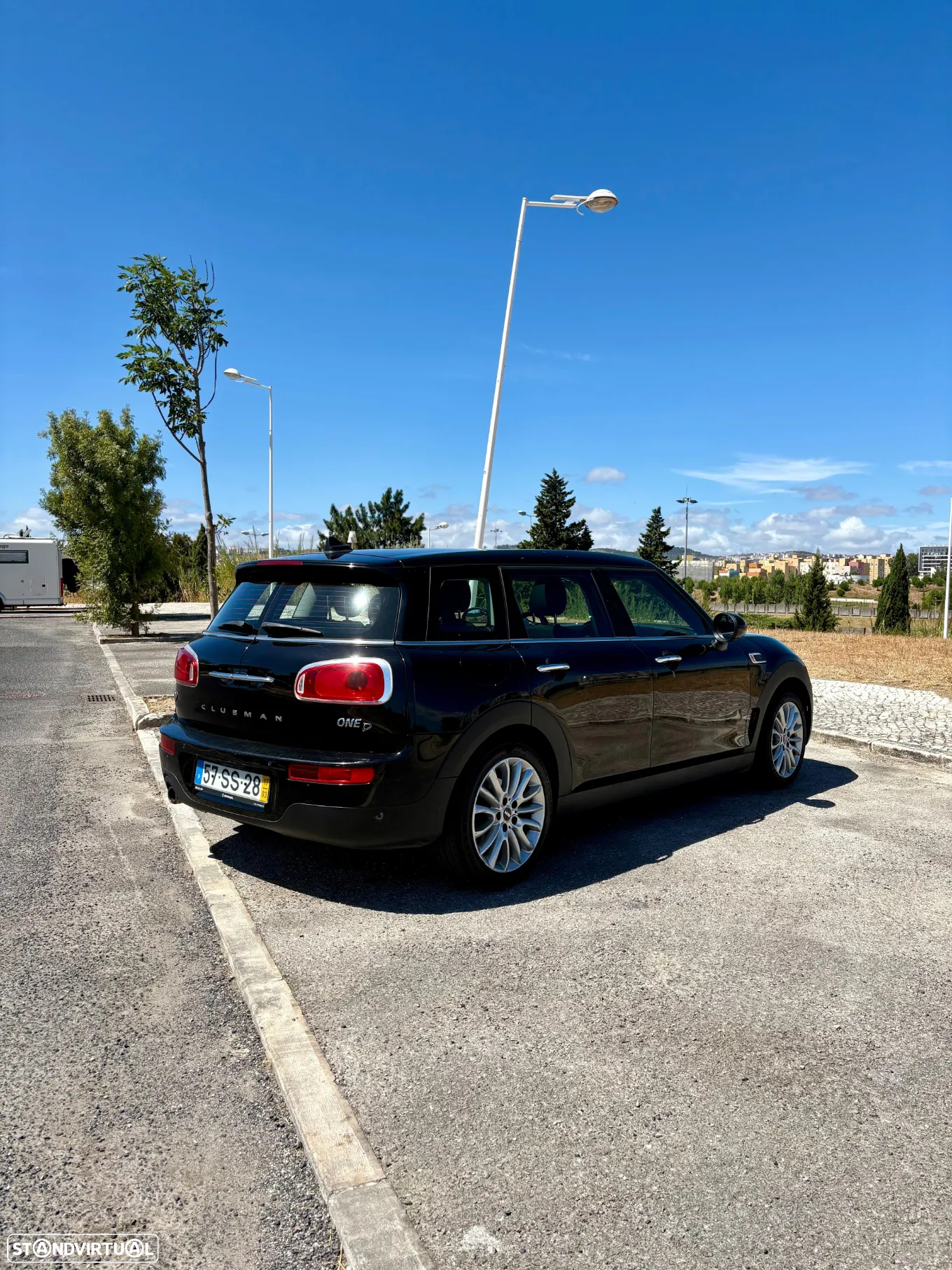 MINI Clubman One D - 2