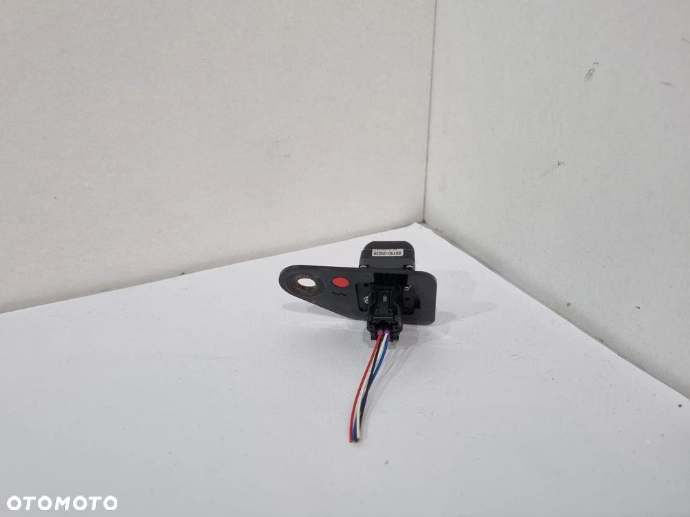 TOYOTA AVENSIS T27 KAMERA COFANIA 86790-05030 - 2
