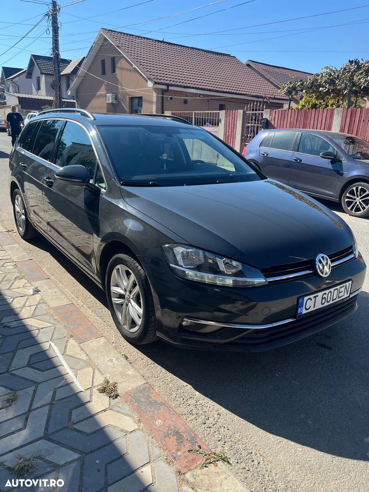 Volkswagen Golf - 3