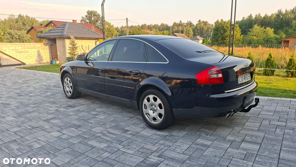 Audi A6 Limousine 2.4 - 17