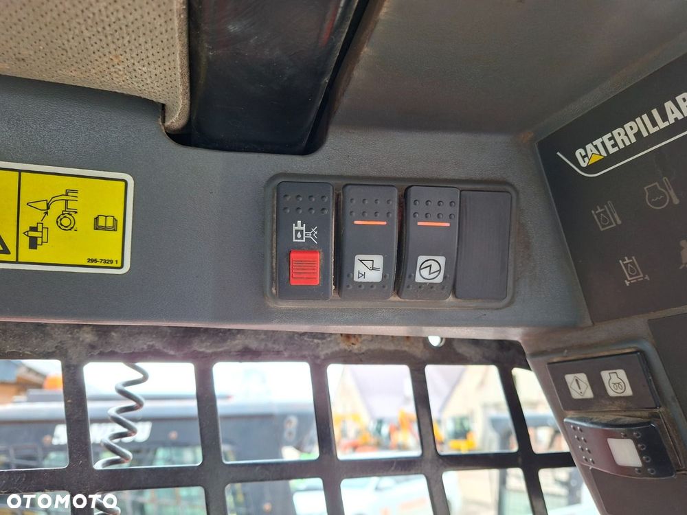 Caterpillar 257 B3 - 18