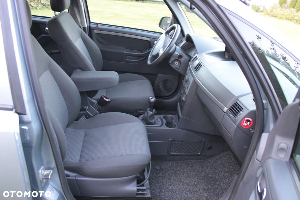Opel Meriva - 15