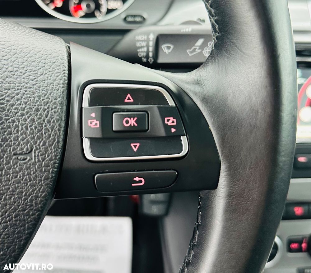 Volkswagen Passat - 21