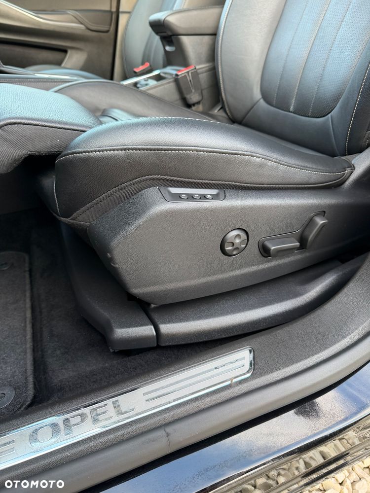 Opel Grandland X 1.6 Start/Stop Automatik Business INNOVATION - 30