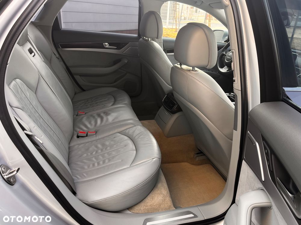 Audi A8 4.2 TDI DPF quattro tiptronic - 38