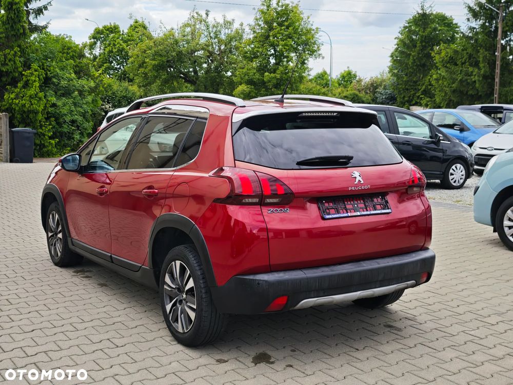 Peugeot 2008 - 9