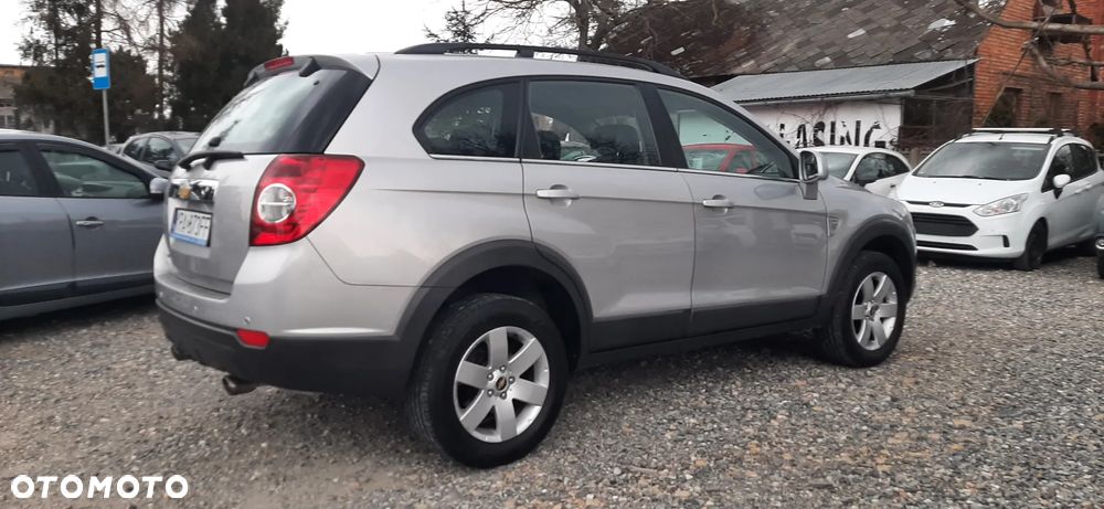 Chevrolet Captiva 2.4 2WD 7 Sitzer LS - 18