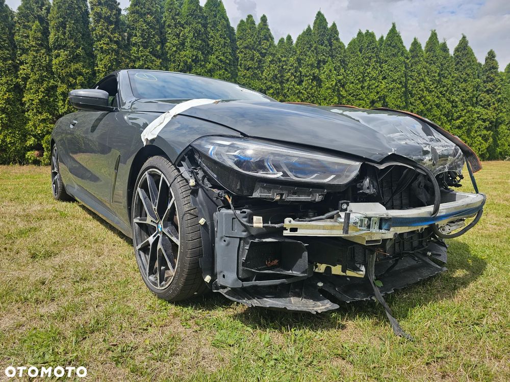 BMW Seria 8 - 9