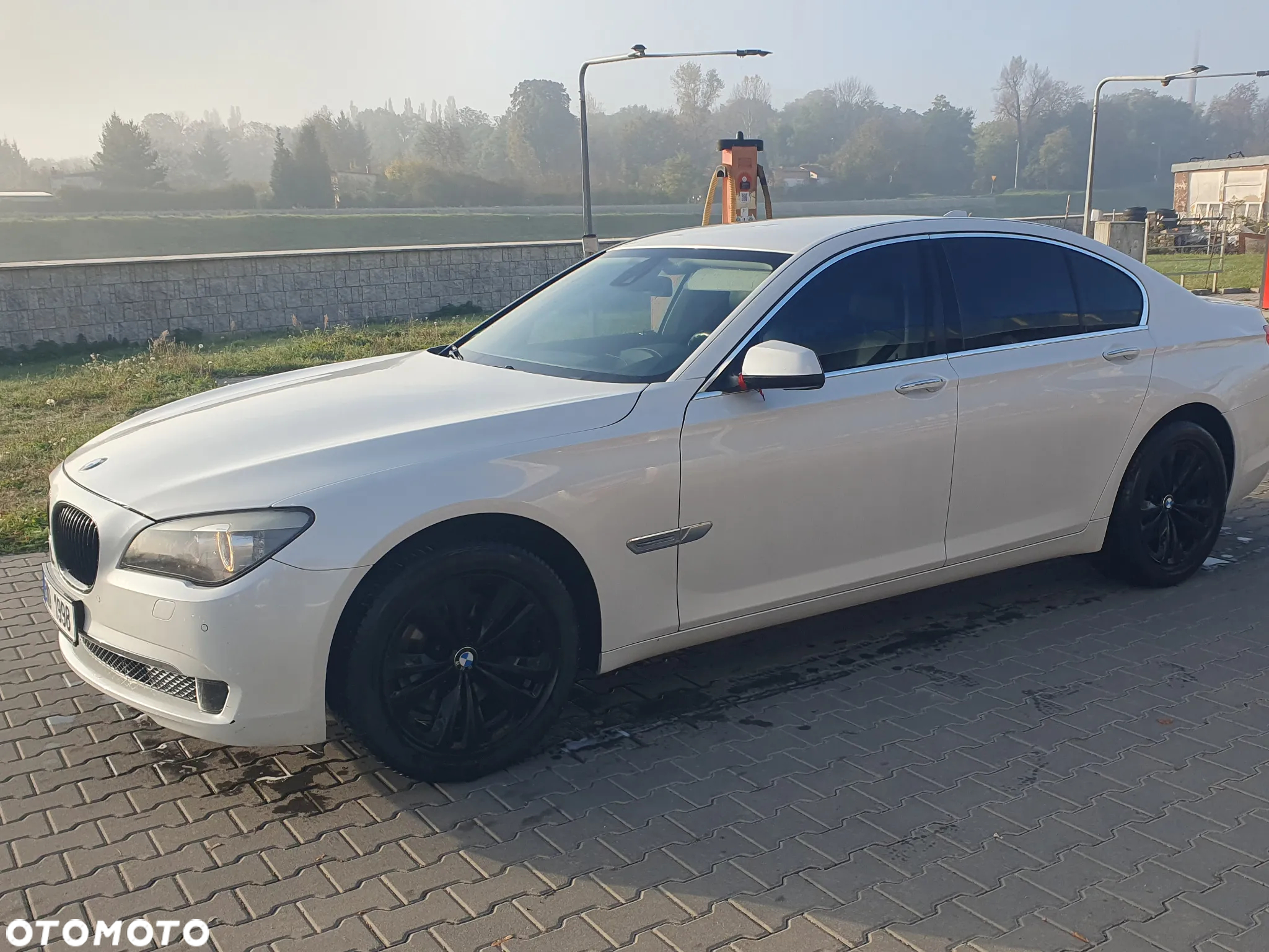 BMW Seria 7 730d - 14