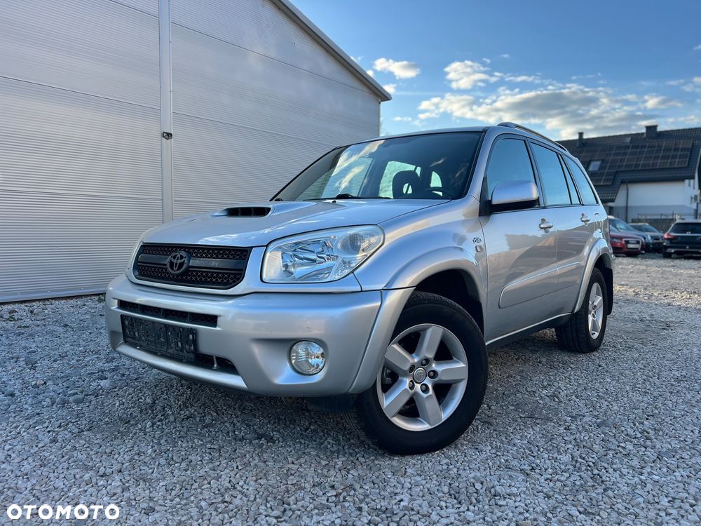 Toyota RAV4 D-4D 4x4 - 2