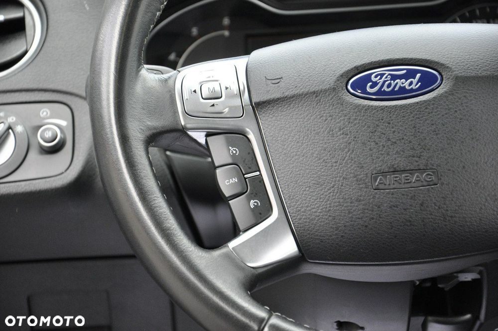 Ford S-Max 2.0 TDCi DPF Titanium - 18