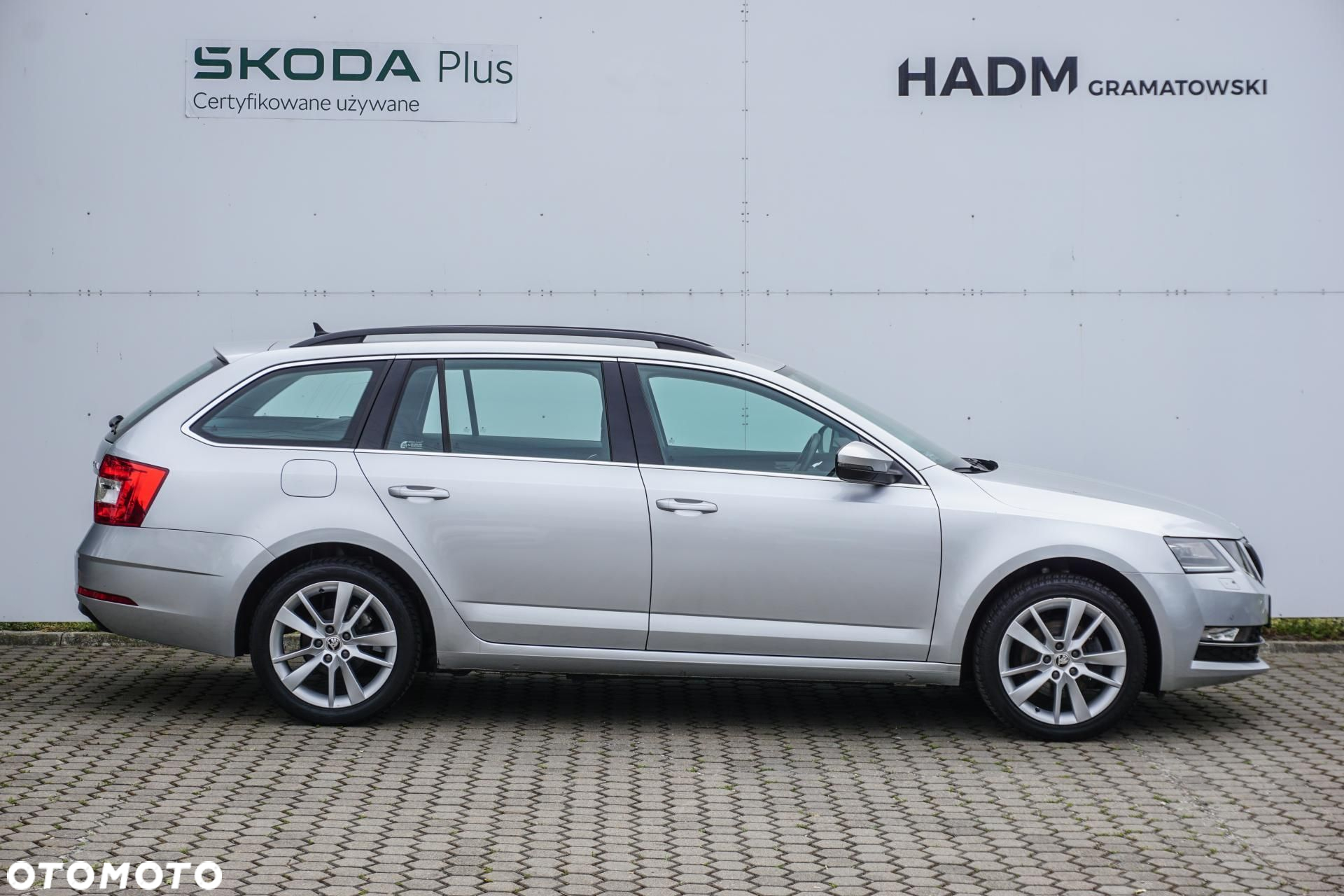 Skoda Octavia 1.5 TSI ACT Style DSG - 4