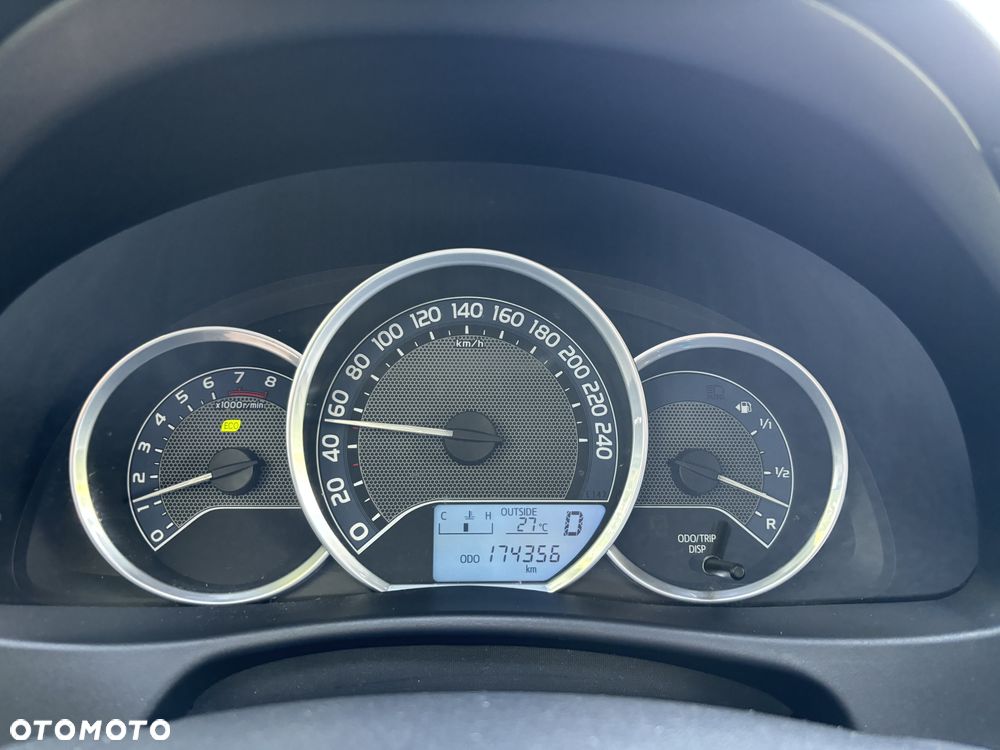 Toyota Auris - 3